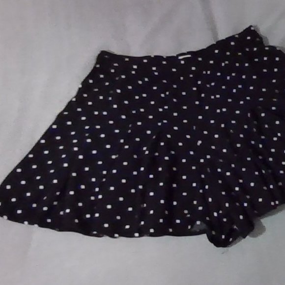 Hollister skirt, black and white polka dot - Picture 1 of 3